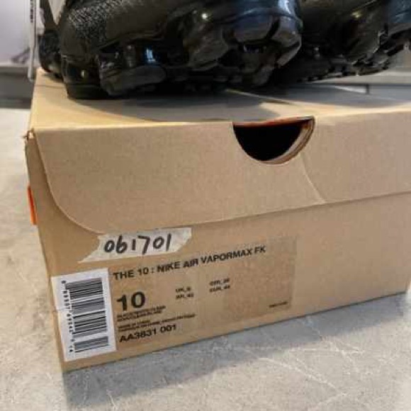 NIKE OFF-WHITE VAPORMAX SIZE 10 - Picture 4 of 7